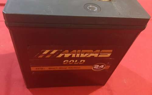 Midas Gold 12V 615 Battery 35Ah 270A Class A (used as demo/display only)