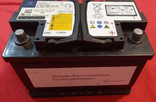 Mercedes Benz 12V Starter battery 70Ah A0019828008