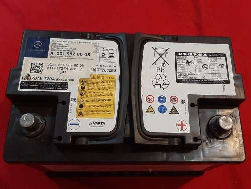 Mercedes Benz 12V Starter battery 70Ah A0019828008