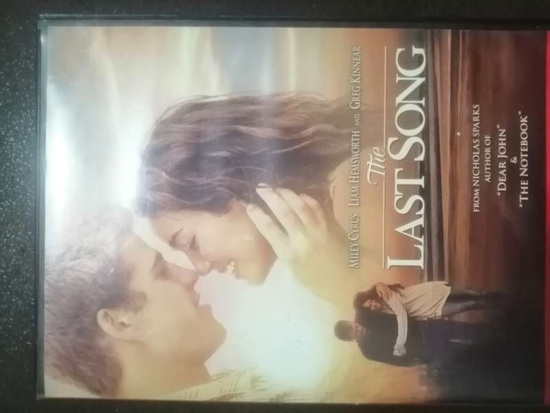 The Last Song with Miley Cyrus and Liam Hemsworth, DVD