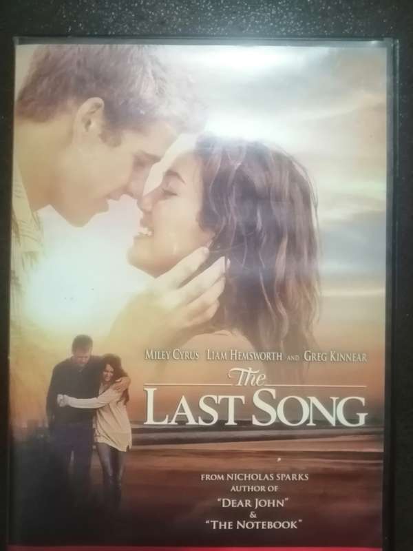 The Last Song with Miley Cyrus and Liam Hemsworth, DVD