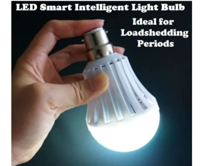 9W Loadshedding smart LED bulb, rechargeable, 7500K cool white, 1800mA battery capacity, B22 or E27