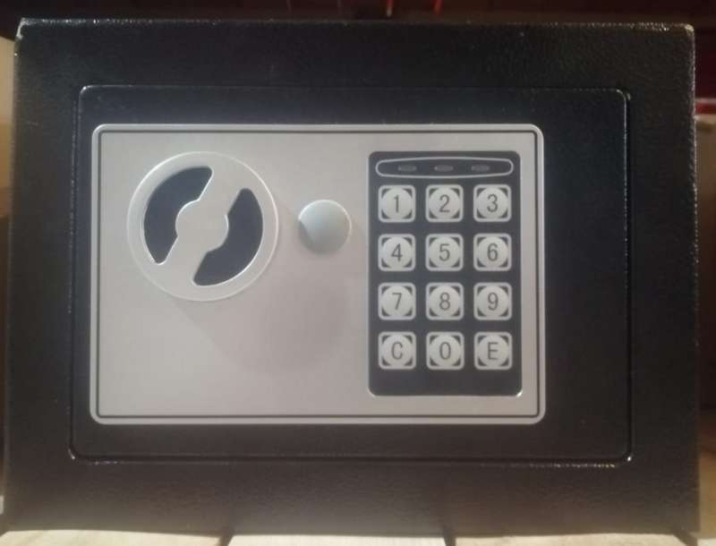 Portable Safe Electronic Code Digital Safe Lock Box With Emergency Keys