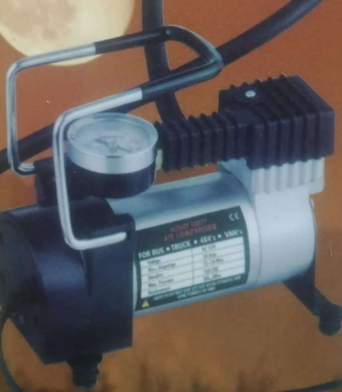 12V Air Compressor Heavy Duty Fast Inflation 965kPA