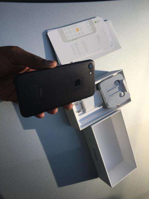 iPhone 7 32GB black - EXCELLENT CONDITION!!!