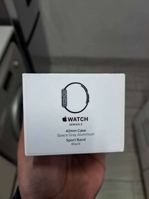 Apple Watch series 3 42mm+ box