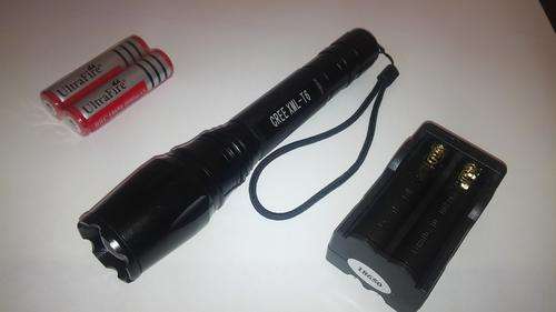 1600 LUMENS RECHARGEABLE TORCH/ FLASHLIGHT ZOOMABLE 5 FUNCTIONS FREE SHIPPING