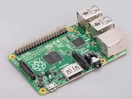 Raspberry Pi 1 Model B+ With 8GB Card