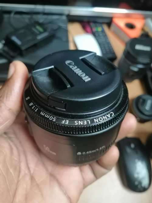 Canon 50mm f18