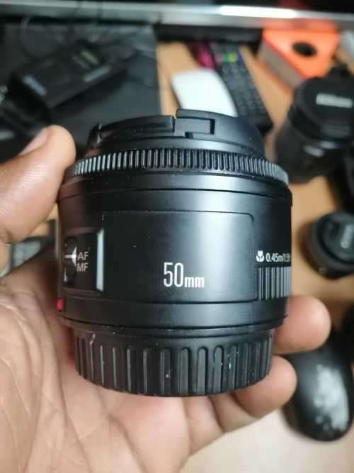 Canon 50mm f18