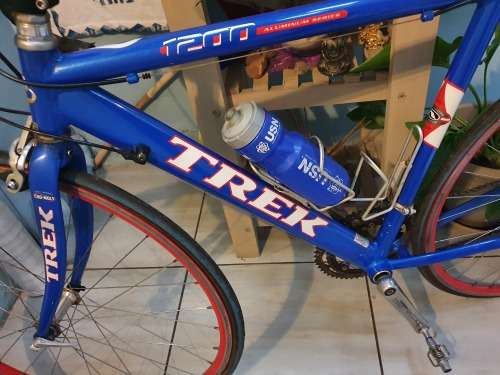 Road Bike Trek 1200