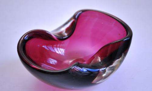 MURANO ASHTRAY MAUVE - H 50mm x L110mm x W 90mm