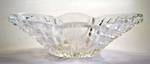 ROSE CUT LEAD CRYSTAL BOAT VASE H-5Omm L-165MM WEIGHT 259g  FREE DELIVERY GAUTENG CENTRAL