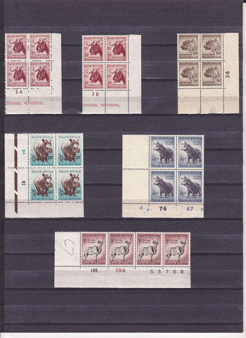 SA UNION : 1954 DEF. VALUES IN FINE U/M CONTROL BLOCKS...NOTE 1s SLIGHT CREASE IN LEFT BOT. MARGIN.