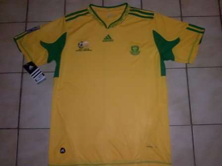!!! South Africa Soccer Shirt with FIFA LOGO Size Small @ R1 No Reserve