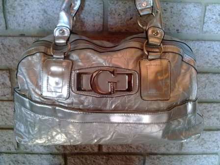 LATEST!!! GUESS HANDBAG @ CRAZY R1