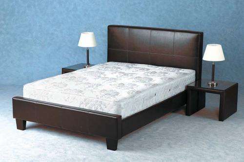 Bed and Pedestals set