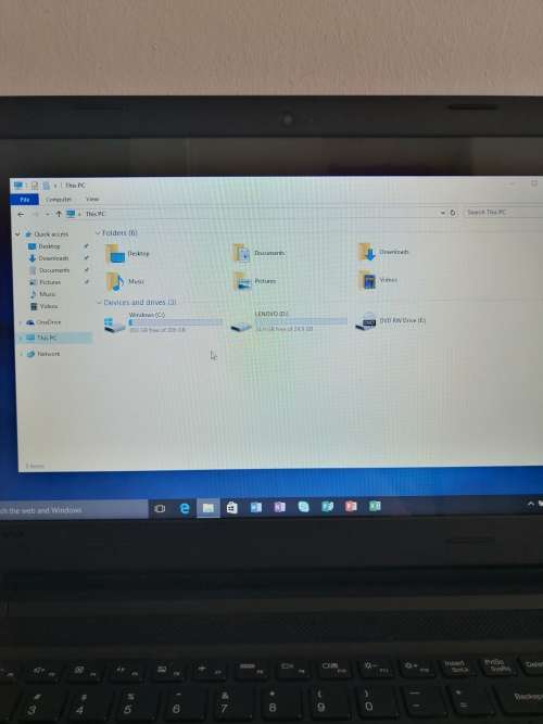 Lenovo Ideapad 100 Laptop Intel Core i3-5005U 5th Generation 9/10 Condition