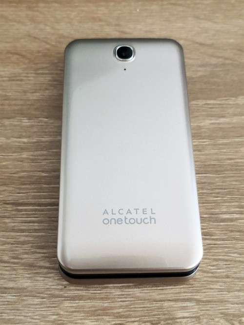 Alcatel OneTouch Cellphone GOLD Colour LIKE NEW