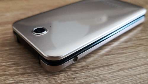 Alcatel OneTouch Cellphone GOLD Colour LIKE NEW