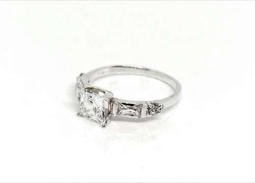Genuine Solid 925 Silver Engagement Style Ring
