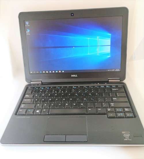 SUPER FAST !!!! Little Killer - Dell i7 Laptop - Very Fast - Pre Owned