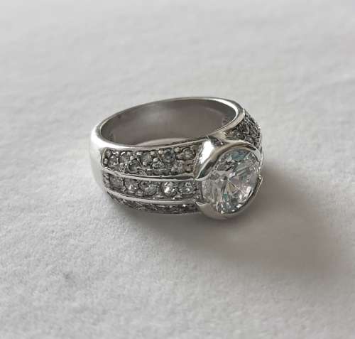 WOW !!! Solid 925 Sterling Silver Ladies Designer Engagement Style Ring, NOT PLATED!!