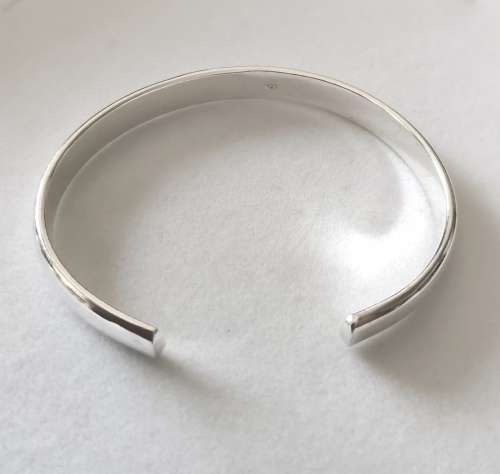 925 Marked Sterling Silver Designer Ladies open Cuff Style Bangle as per pictures!!!