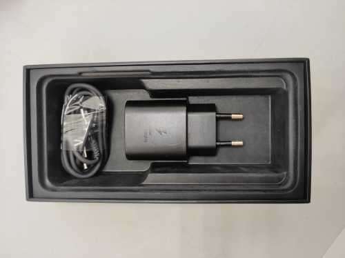 Samsung Galaxy s20, 128gig, 8gig Ram, Dual sim, Cloud Pink color, Local Stock!!!