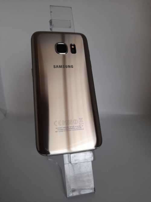 Black Friday Sale!!! Like New Samsung Galaxy S7 Gold Edition ,including box and all Acc.