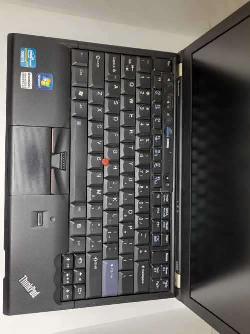 Lenovo X220 i5 Laptop ,256ssd drive, 6gig ram ,docking station Included, Battery Perfect.