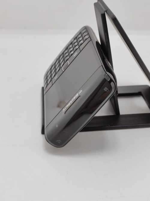 Like New Original Blackberry Bold 9780 with Box and all accessories, Battery excellent!!!