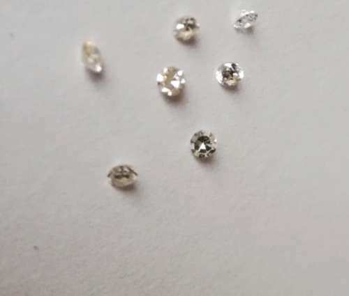 7 X 0.03ct 8 cut Natural Diamonds, Colour H/I, VS2 Clarity bid per stone