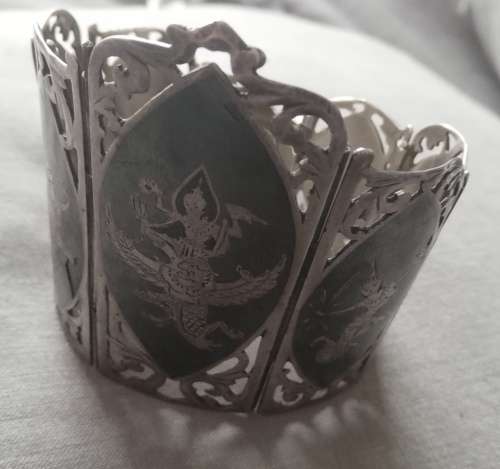 Vintage Solid Heavy Siam Silver items sold together as a lot, Braclet, Earing, brooch.....