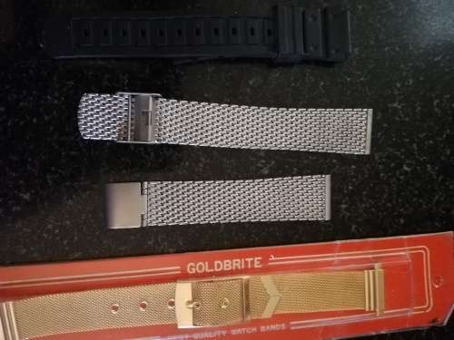 2 x Vintage ladies watches, WORKING, NEEDS BATTERIES, with lot watch straps, BID FOR ALL