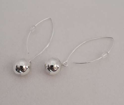 Solid 925 Sterling Silver Designer Earing Set, NOT PLATED!! Please see pictures.
