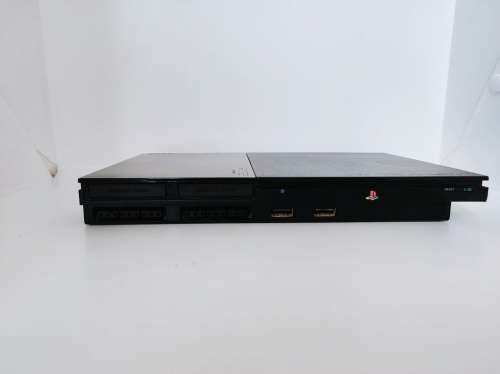 Sony Playstation 2 with 5 x Games, 2 x remotes and Steering control and all wires!!!