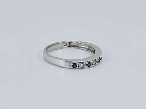 Solid 925 Silver Vintage Eternity Band with Blue Sapphire and white Gemstones !!