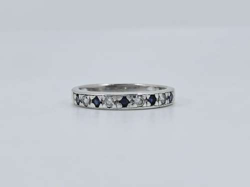 Solid 925 Silver Vintage Eternity Band with Blue Sapphire and white Gemstones !!