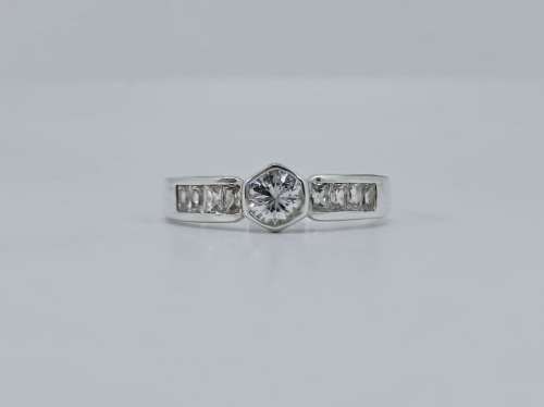 Solid 925 Silver Designer Solitaire Style Ring, Large size Ring. with white Gemstones!!