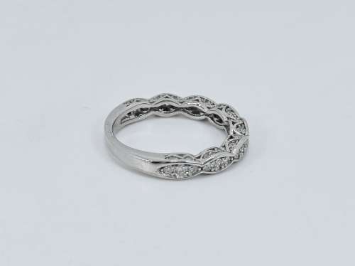 Solid 925 Silver Designer Eternity Band, Very Solidly made, Brand new!!!