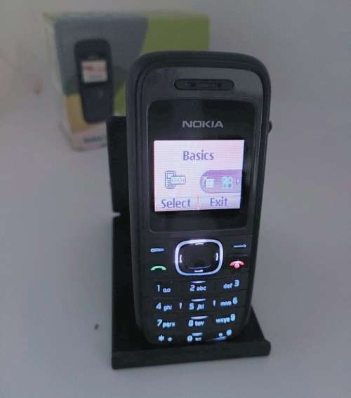 Nokia 1208 Cellphone with Box, Phone Works 100%