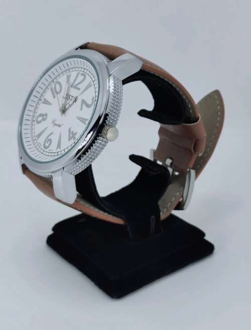 Justin Chrystal Modern Unisex Fashion Watch, Brand new!!!