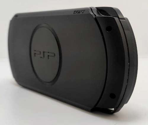 R1 Low Start!! Sony PSP Gaming Console with 4 x Games, comes with 2gig Memory Card!!!