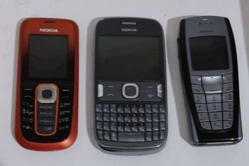 Wow!!! 21 x Mixed Nokia Cellphones, Sold As a  lot, please see the full Description!!!!
