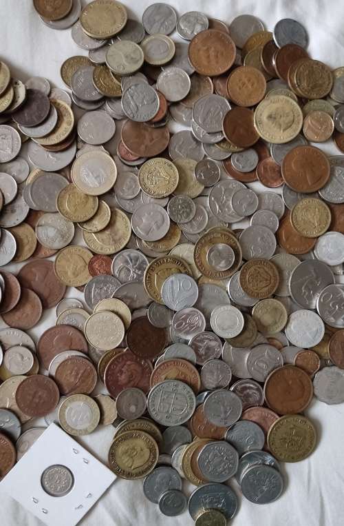 Huge Lot of 339 X Unsorted Mixed Coins, South African mix and Other Country mixed coins!!!