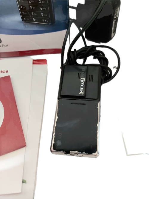 1 x Nokia and 1 x LG Cellphones, sold together ,both working order, see description.