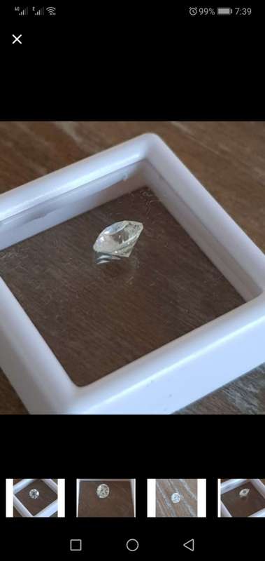 Wow!!! 0.74ct Natural Diamond, Colour i, si1, sertified, please see pictures
