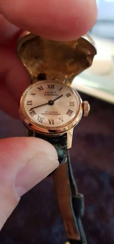 Wow, Vintage Prince Gardner Ladies wind up Watch with original box and warranty card, see pictures