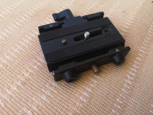 Manfrotto 577 Quick Release Adapter with 501PL Plate
